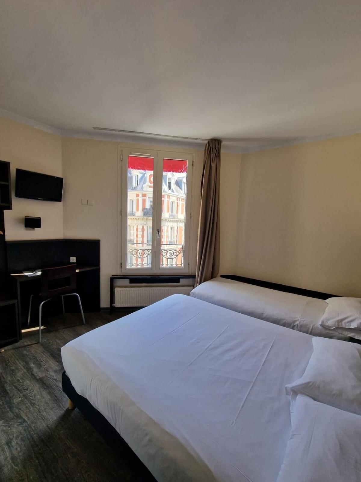 Hotel D'Anjou Левалоа-Пере Екстериор снимка